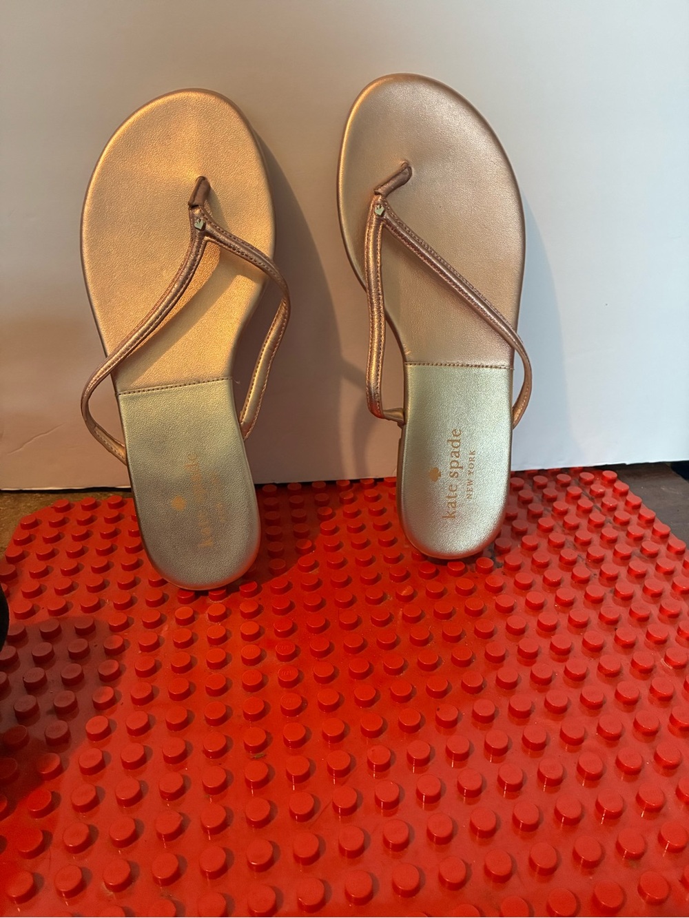 Kate Spade Metallic Rose Gold Thong Sandals